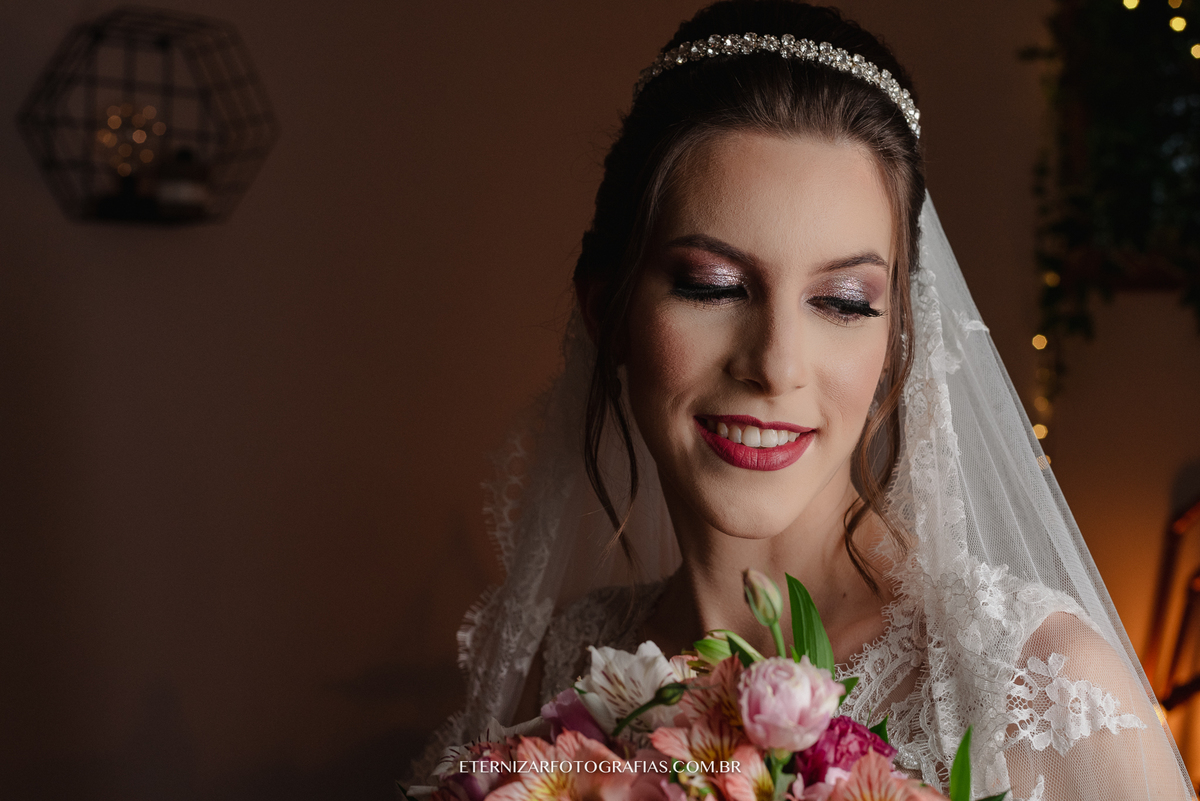 


RETRATO DE NOIVA
FOTO DIA DA NOIVA
MAKING OF NOIVA
NOIVA
 FOTOGRAFO DE CASAMENTO BAURU-SP