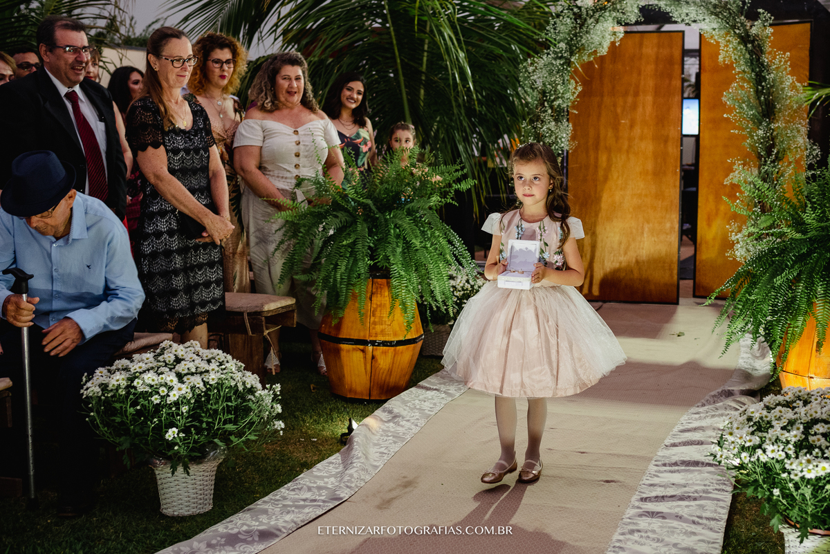 DAMINHA DAS ALIANÇAS