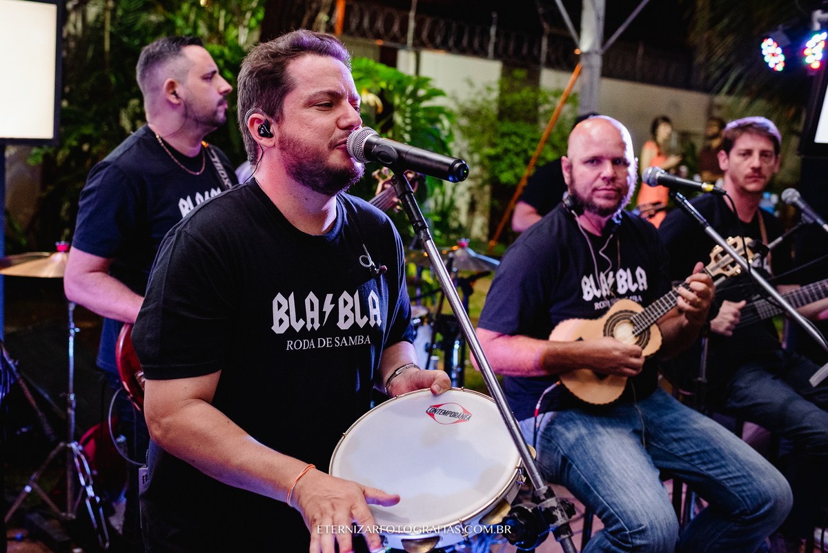 FOTOS DE FESTA DE CASAMENTO
DJ PARA CASAMENTO
BALADA DE CASAMENTO
FOTOGRAFO DE CASAMENTO EM BAURU-SP