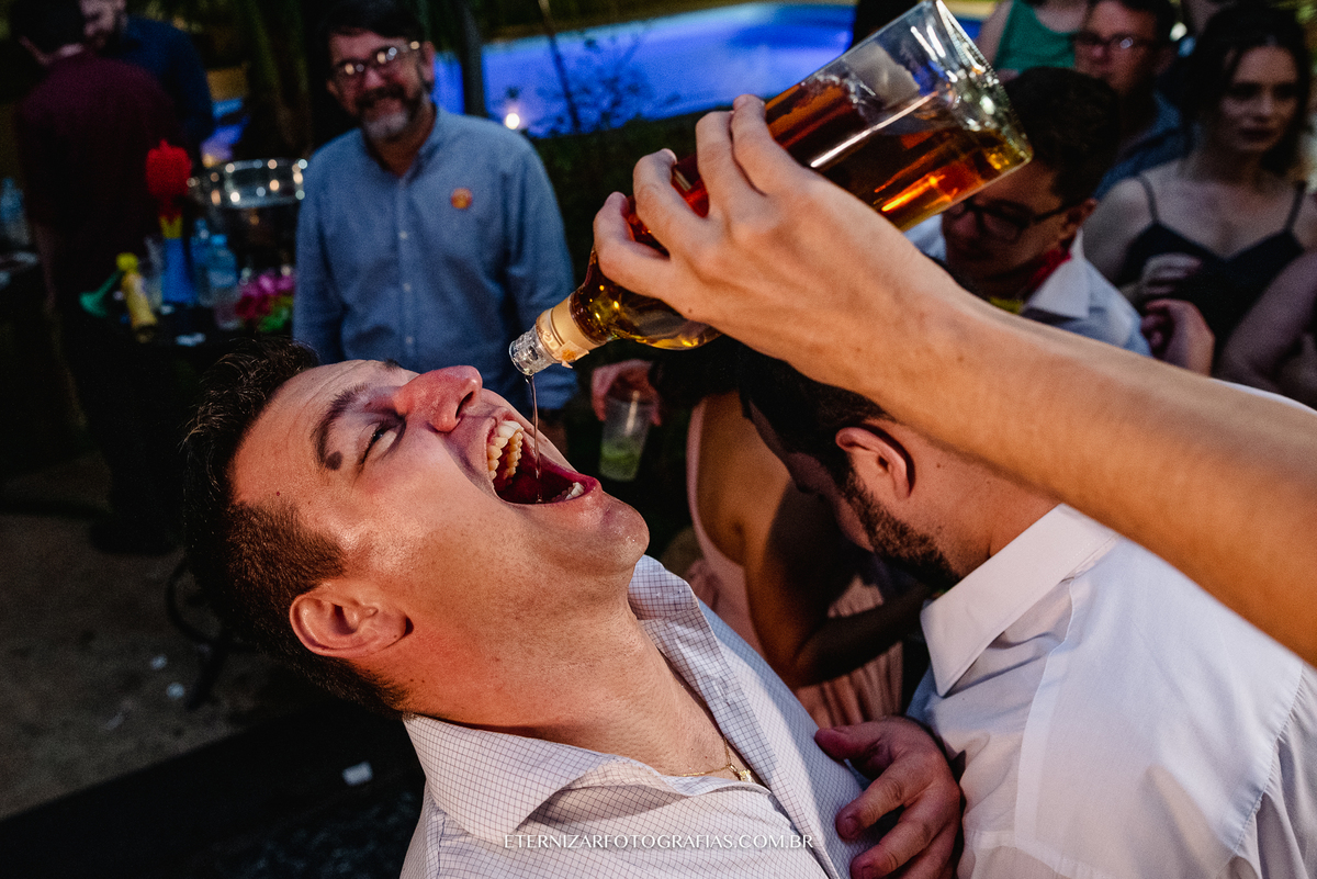 FOTOS DE FESTA DE CASAMENTO
DJ PARA CASAMENTO
BALADA DE CASAMENTO
FOTOGRAFO DE CASAMENTO EM BAURU-SP
CONVIDADOS DE CASAMENTO SE DIVERTINDO