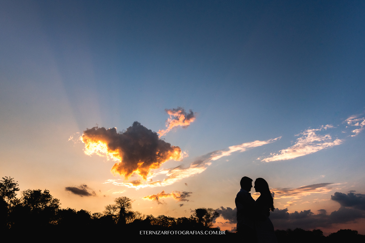 FOTOS DE CASAL
FOTOGRAFIA DE CASAL
ENSAIO DE CASAL
ENSAIO PRE WEDDING 
PRÉ-WEDDING PARDINHO-SP
PRÉ-WEDDING EM BOTUCATU-SP
POR DO SOL