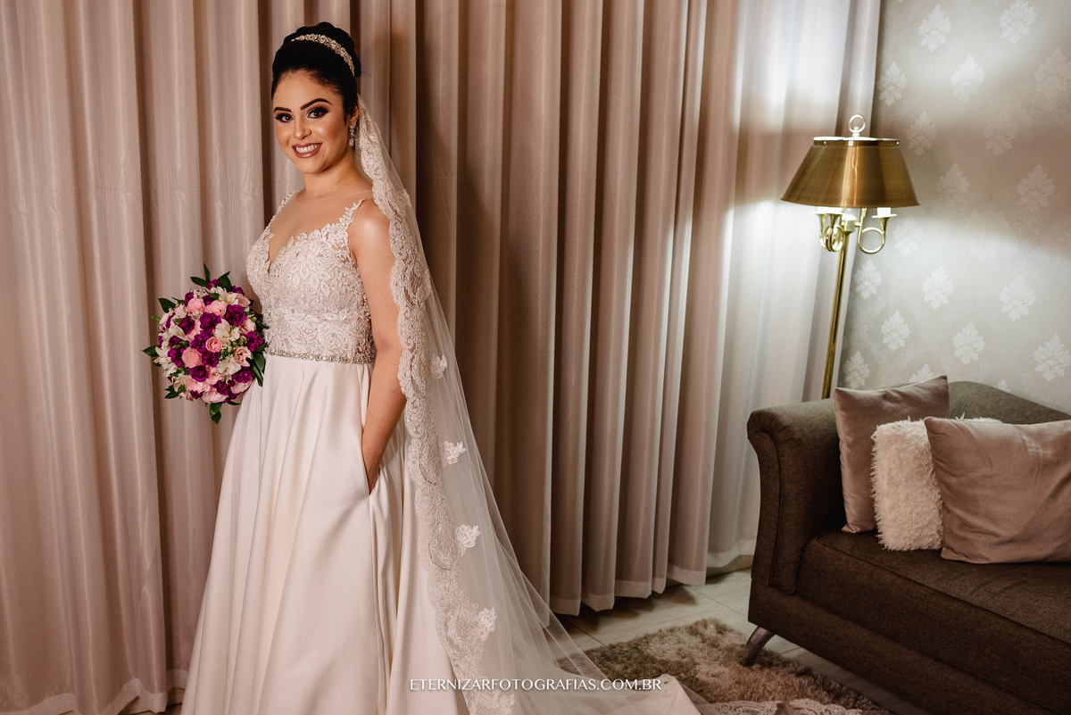 FOTOGRAFIA DE CASAMENTO BAURU-SP
MAKING OF NOIVA
FOTOGRAFIA DE MAKING OF NOIVA 
FOTOGRAFO DE CASAMENTO BAURU-SP
VESTIDO DA NOIVA
MAKE NOIVA
RETRATOS DE NOIVA