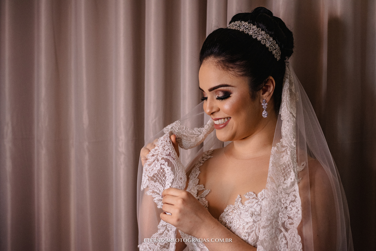 FOTOGRAFIA DE CASAMENTO BAURU-SP
MAKING OF NOIVA
FOTOGRAFIA DE MAKING OF NOIVA 
FOTOGRAFO DE CASAMENTO BAURU-SP
VESTIDO DA NOIVA
MAKE NOIVA
RETRATOS DE NOIVA