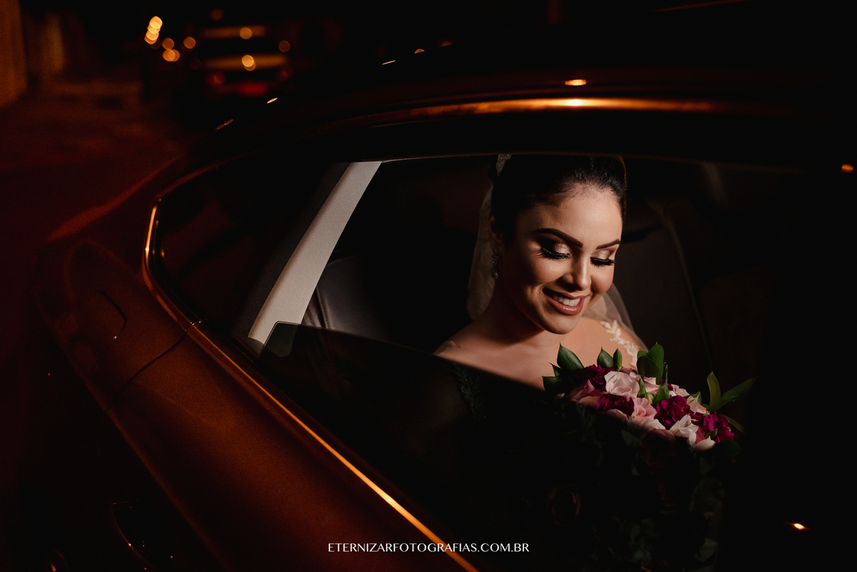 FOTOGRAFIA DE CASAMENTO BAURU-SP
FOTOGRAFO DE CASAMENTO BAURU-SP
NOIVA NO CARRO
NOIVA 