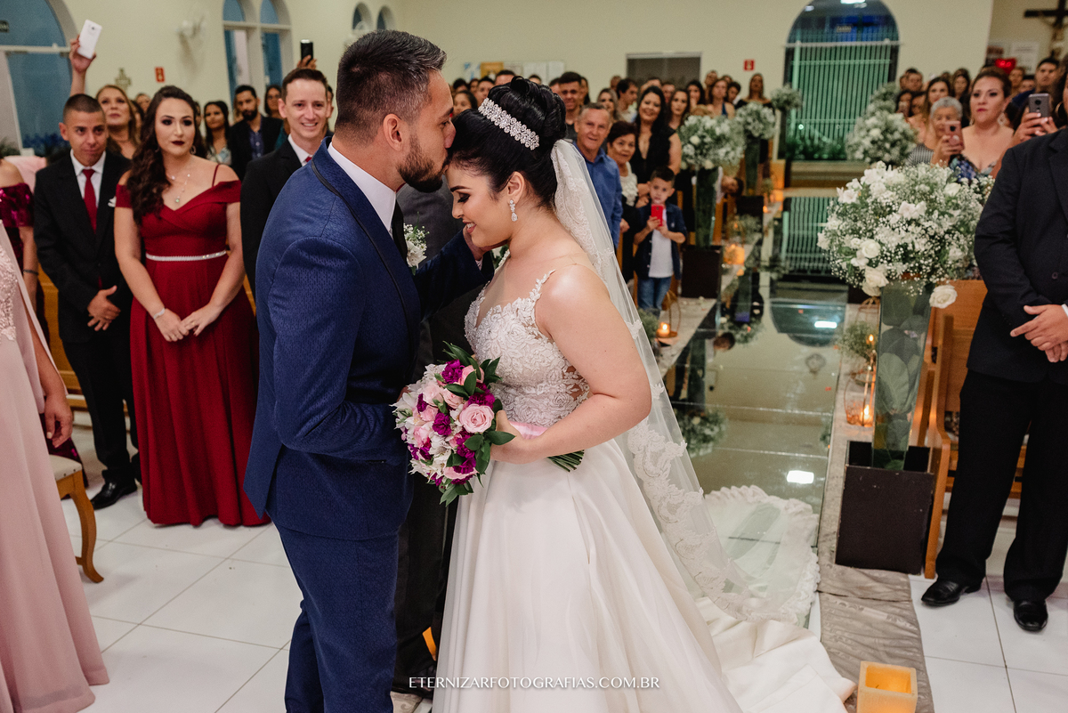 FOTOGRAFIA DE CASAMENTO BAURU-SP
FOTOGRAFO DE CASAMENTO BAURU-SP
ENTRADA DA NOIVA
