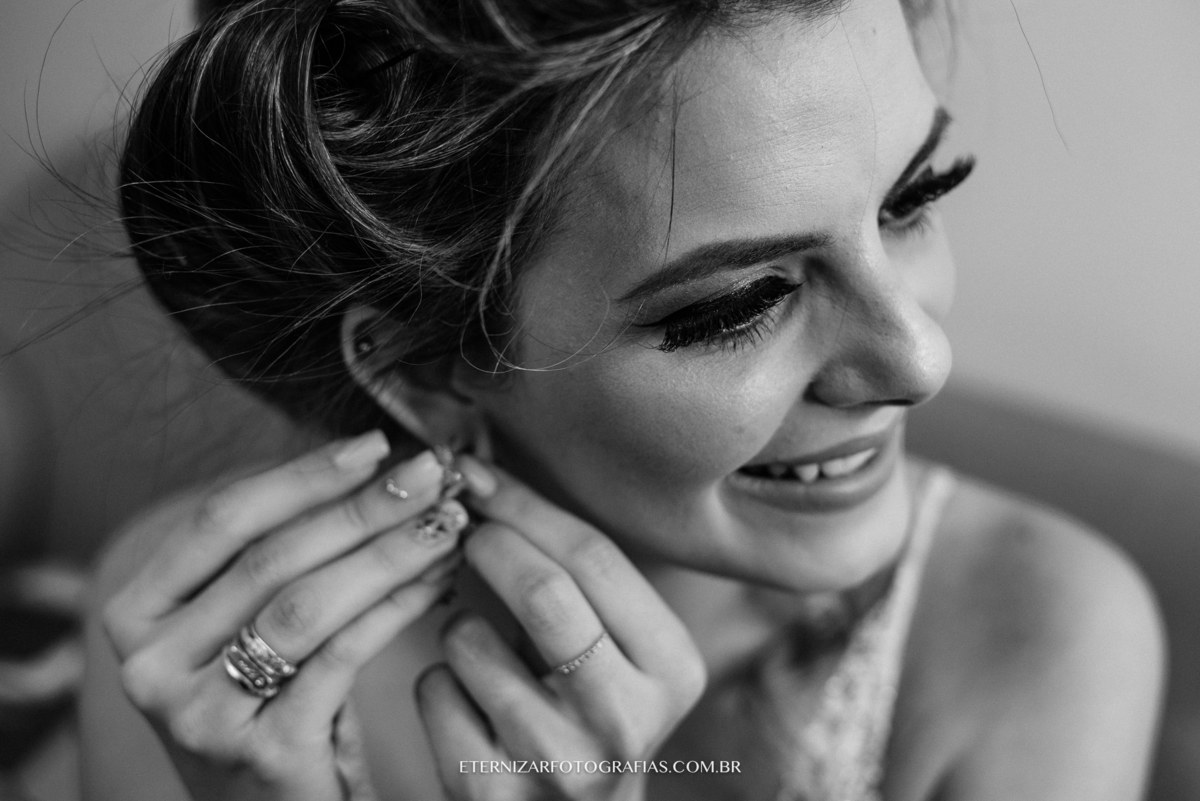 BRINCO NOIVA
FOTOGRAFIA DE CASAMENTO BAURU-SP
FOTOGRAFO DE CASAMENTO EM BAURU-SP
NOIVA 
CERIMONIA DE CASAMENTO 