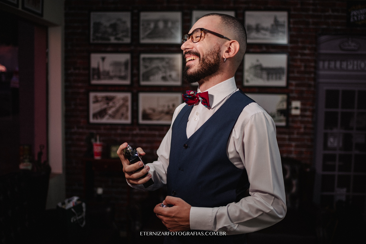 PERFUME NOIVO
FOTOGRAFIA DE CASAMENTO BAURU-SP
FOTOGRAFO DE CASAMENTO EM BAURU-SP
NOIVA 
CERIMONIA DE CASAMENTO 