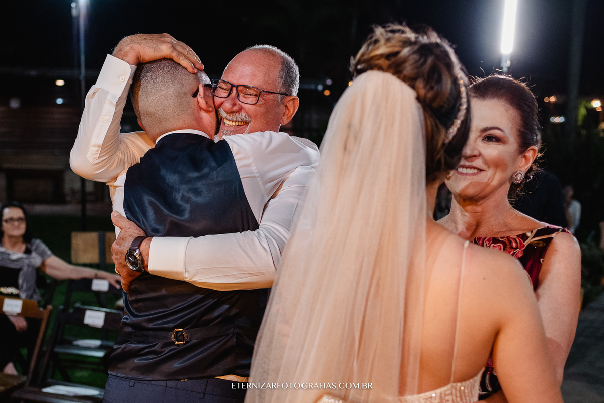 FOTOGRAFIA DE CASAMENTO BAURU-SP
FOTOGRAFO DE CASAMENTO EM BAURU-SP
NOIVA 
CERIMONIA DE CASAMENTO 
