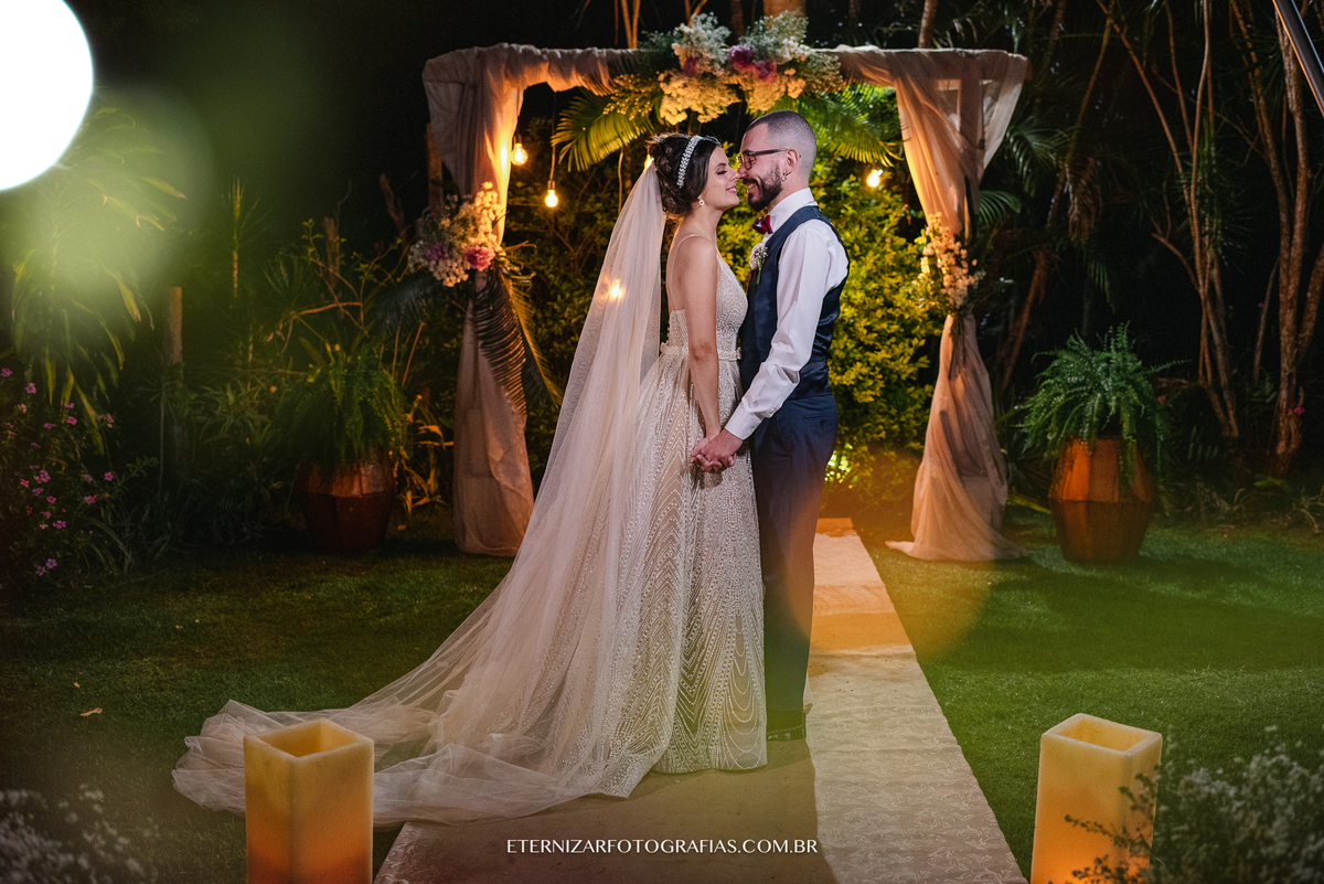 RETRATOS DOS NOIVOS
FOTOGRAFIA DE CASAMENTO BAURU-SP
FOTOGRAFO DE CASAMENTO EM BAURU-SP
NOIVA 
CERIMONIA DE CASAMENTO 