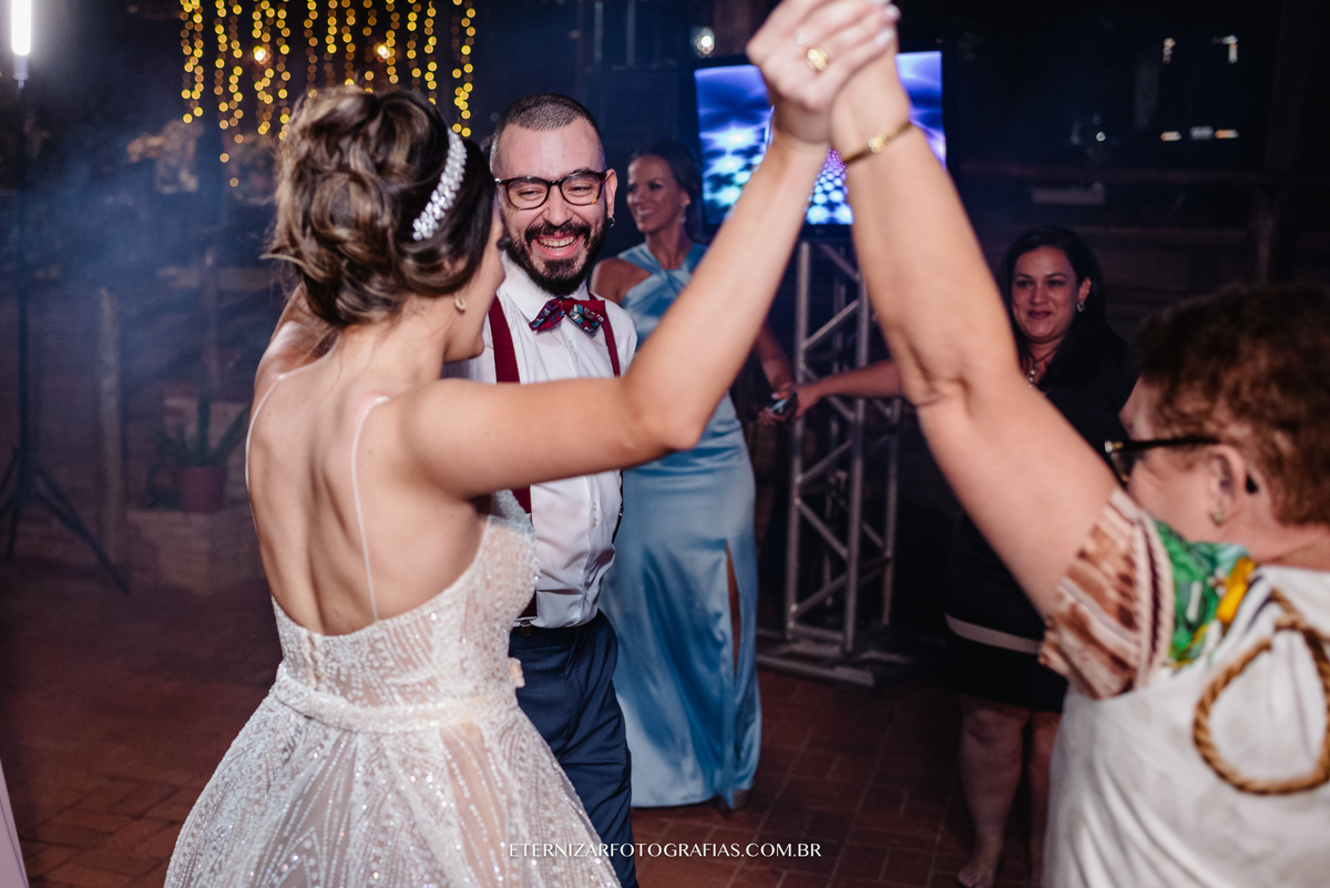 FOTOGRAFIA DE CASAMENTO BAURU-SP
FOTOGRAFO DE CASAMENTO EM BAURU-SP
NOIVA 
CERIMONIA DE CASAMENTO 