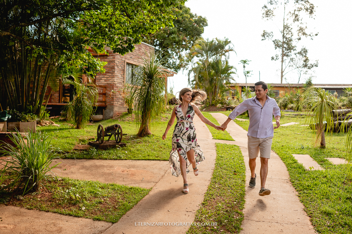 NOIVOS
ENSAIO DE CASAL
FOTOGRAFIA DE CASAL
ENSAIO DE CASAL
ENSAIO PRE WEDDING 
PRÉ-WEDDING 
POR DO SOL