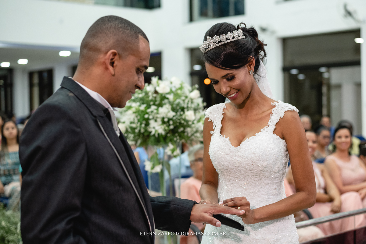 FOTOGRAFIA DE CASAMENTO BAURU-SP
MAKING OF NOIVA
FOTOGRAFIA DE MAKING OF NOIVA 
FOTOGRAFO DE CASAMENTO BAURU-SP
NOIVA COLOCANDO ALIANÇA