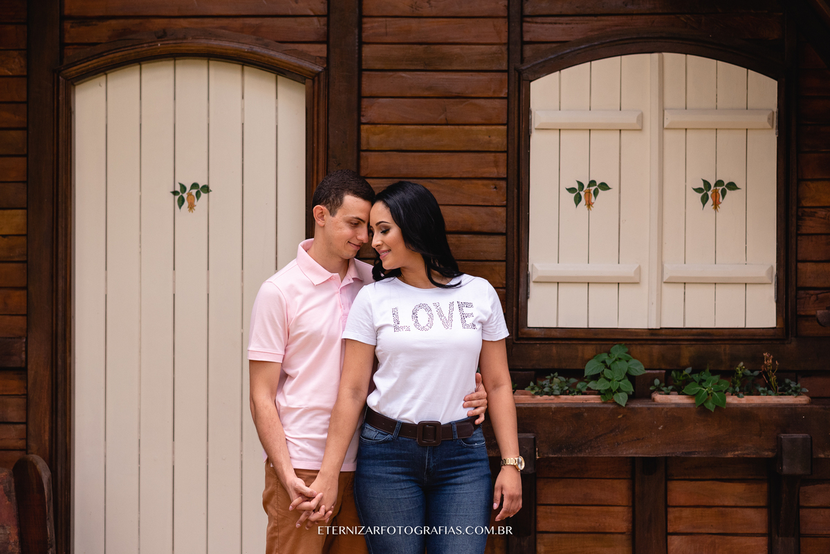 NOIVOS
ENSAIO DE CASAL
FOTOGRAFIA DE CASAL
ENSAIO DE CASAL
ENSAIO PRE WEDDING 
PRÉ-WEDDING 
POR DO SOL