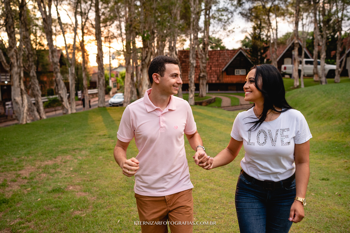 NOIVOS
ENSAIO DE CASAL
FOTOGRAFIA DE CASAL
ENSAIO DE CASAL
ENSAIO PRE WEDDING 
PRÉ-WEDDING 
POR DO SOL