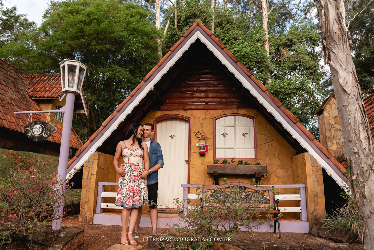 NOIVOS
ENSAIO DE CASAL
FOTOGRAFIA DE CASAL
ENSAIO DE CASAL
ENSAIO PRE WEDDING 
PRÉ-WEDDING 
POR DO SOL