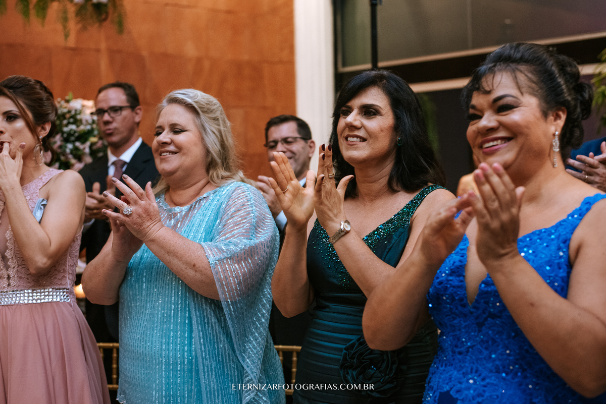 APLAUSOS CONVIDADOS
FOTOGRAFIA DE CASAMENTO BAURU-SP
FOTOGRAFO DE CASAMENTO EM BAURU-SP
NOIVA 
CERIMONIA DE CASAMENTO 