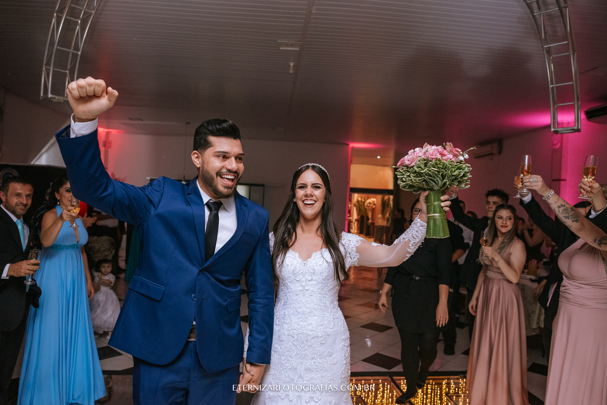 BRINDE NOIVOS
FOTOGRAFIA DE CASAMENTO BAURU-SP
FOTOGRAFO DE CASAMENTO EM BAURU-SP
NOIVA 
CERIMONIA DE CASAMENTO 