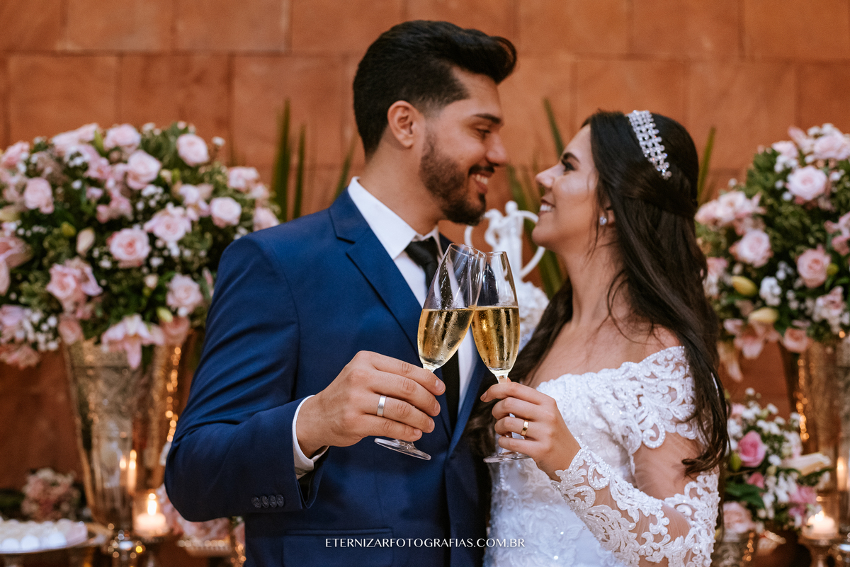 TAÇAS DE CASAMENTO
FOTOGRAFIA DE CASAMENTO BAURU-SP
FOTOGRAFO DE CASAMENTO EM BAURU-SP
NOIVA 
CERIMONIA DE CASAMENTO 