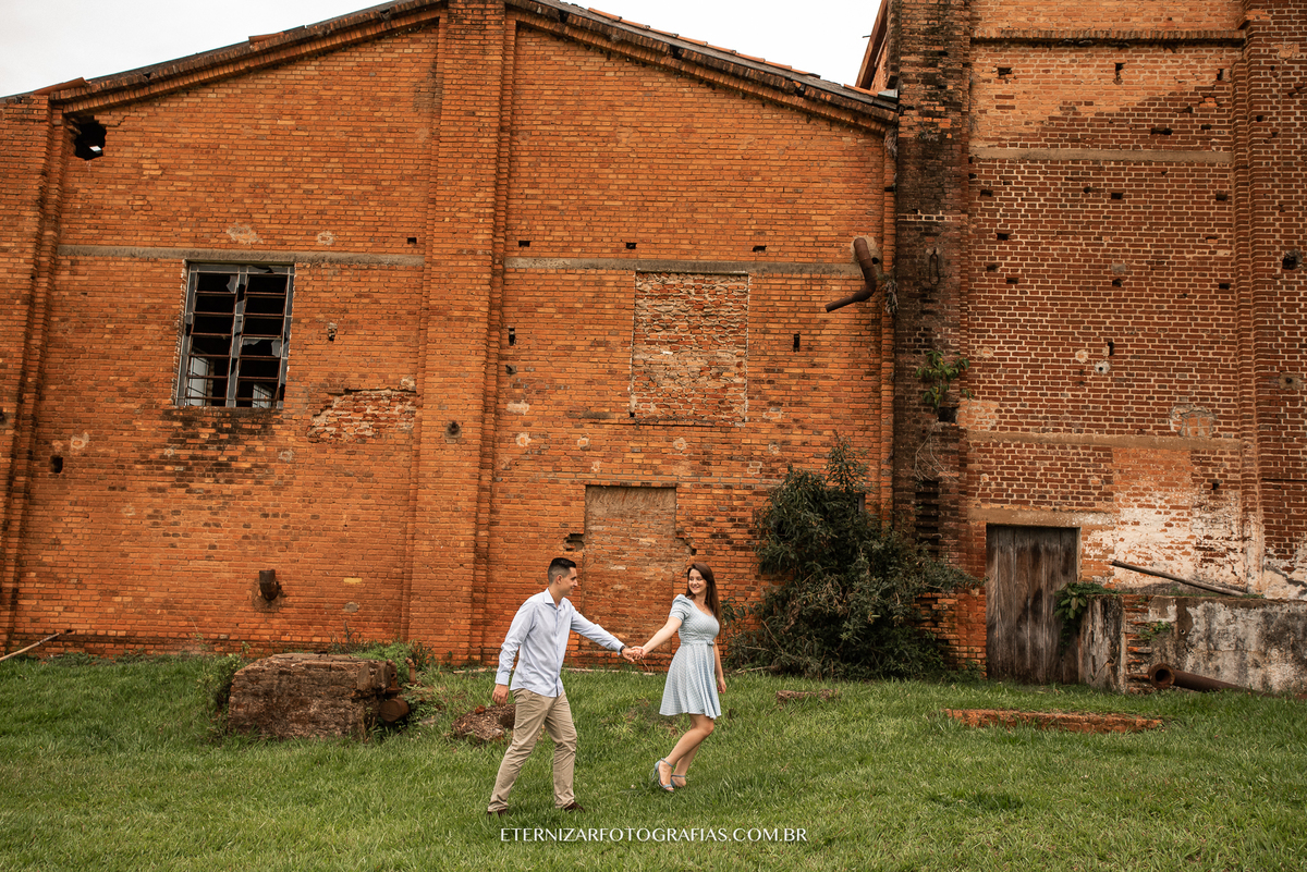 ENSAIO DE CASAL
FOTOGRAFIA DE CASAL
ENSAIO PRE WEDDING 
PRÉ-WEDDING 
POR DO SOL