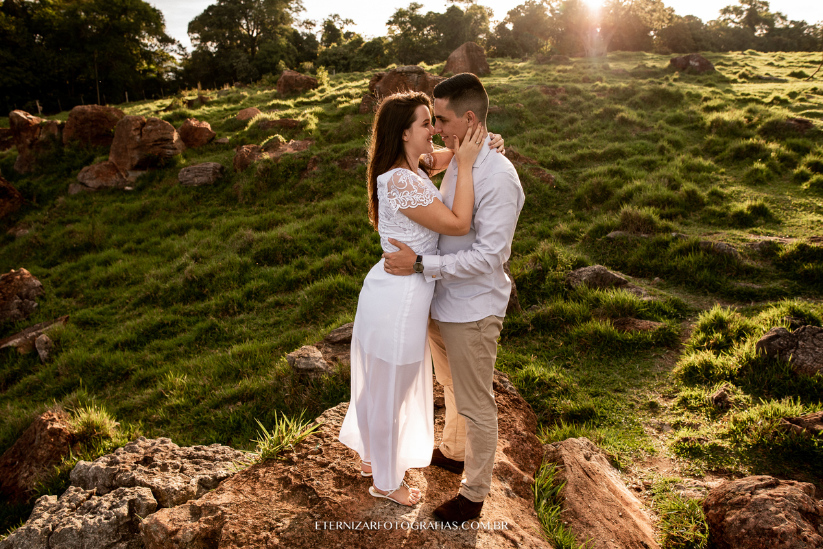ENSAIO CASAL EM BOTUCATU
ENSAIO DE CASAL
FOTOGRAFIA DE CASAL
ENSAIO PRE WEDDING 
PRÉ-WEDDING 
POR DO SOL