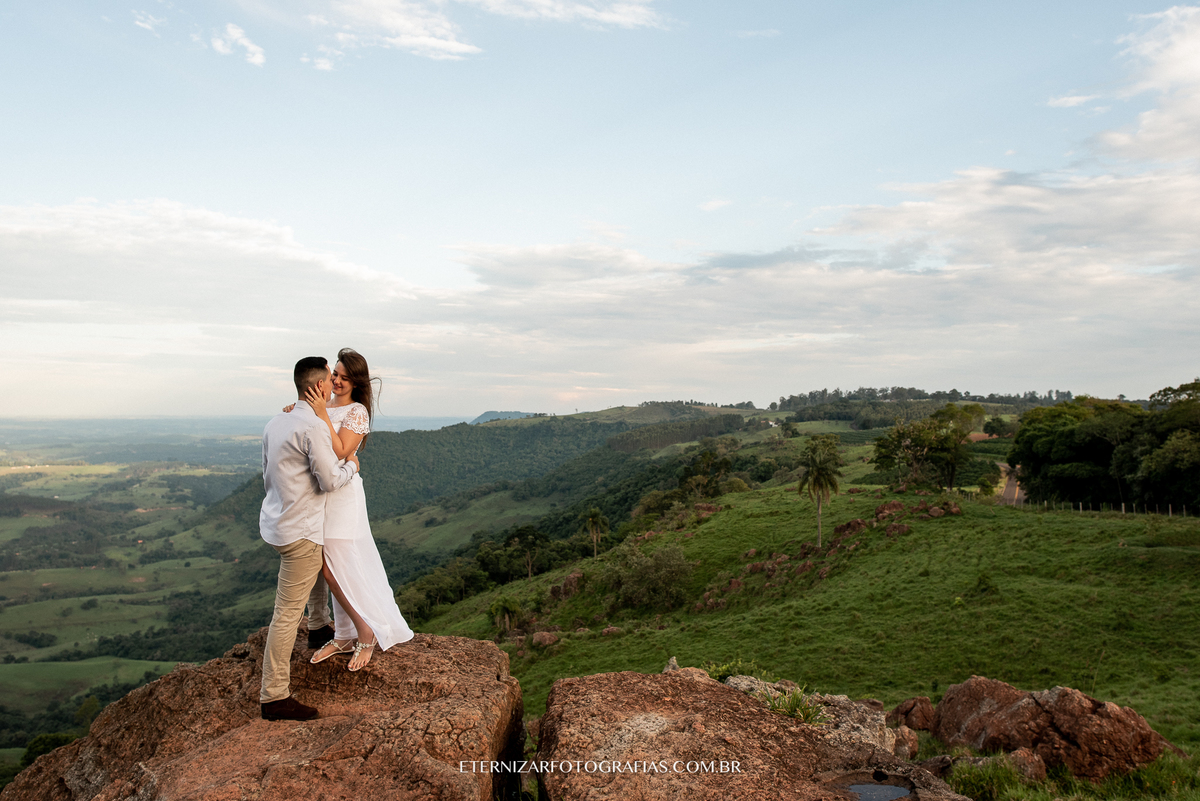 ENSAIO CASAL EM BOTUCATU
ENSAIO DE CASAL
FOTOGRAFIA DE CASAL
ENSAIO PRE WEDDING 
PRÉ-WEDDING 
POR DO SOL