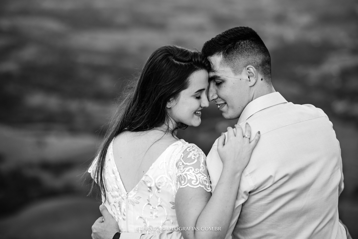 ENSAIO CASAL EM BOTUCATU
ENSAIO DE CASAL
FOTOGRAFIA DE CASAL
ENSAIO PRE WEDDING 
PRÉ-WEDDING 
POR DO SOL
