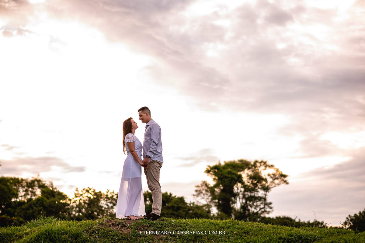 ENSAIO CASAL EM BOTUCATU
ENSAIO DE CASAL
FOTOGRAFIA DE CASAL
ENSAIO PRE WEDDING 
PRÉ-WEDDING 
POR DO SOL