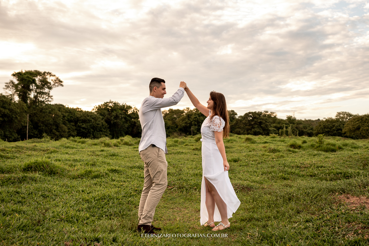 ENSAIO CASAL EM BOTUCATU
ENSAIO DE CASAL
FOTOGRAFIA DE CASAL
ENSAIO PRE WEDDING 
PRÉ-WEDDING 
POR DO SOL