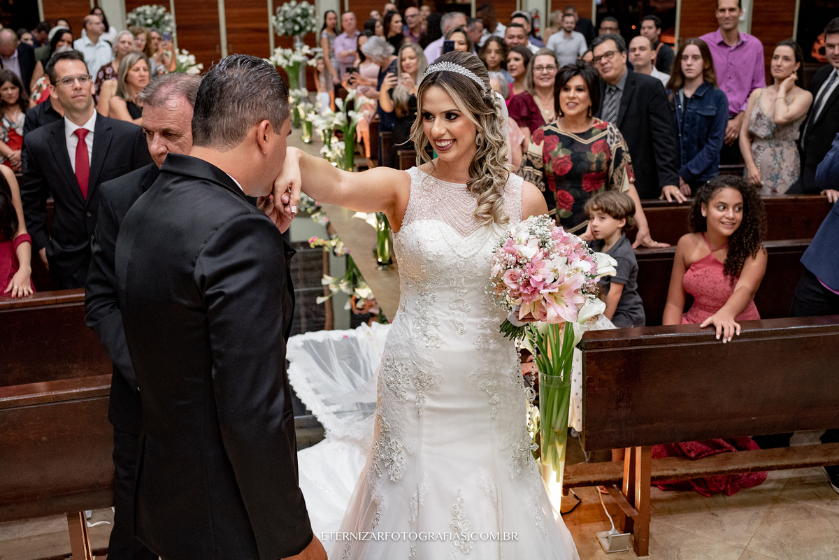 FOTOGRAFO DE CASAMENTO BAURU-SP
NOIVA 
FOTOGRAFIA DE CASAMENTO BAURU-SP
VESTIDO DA NOIVA
MAKE NOIVA