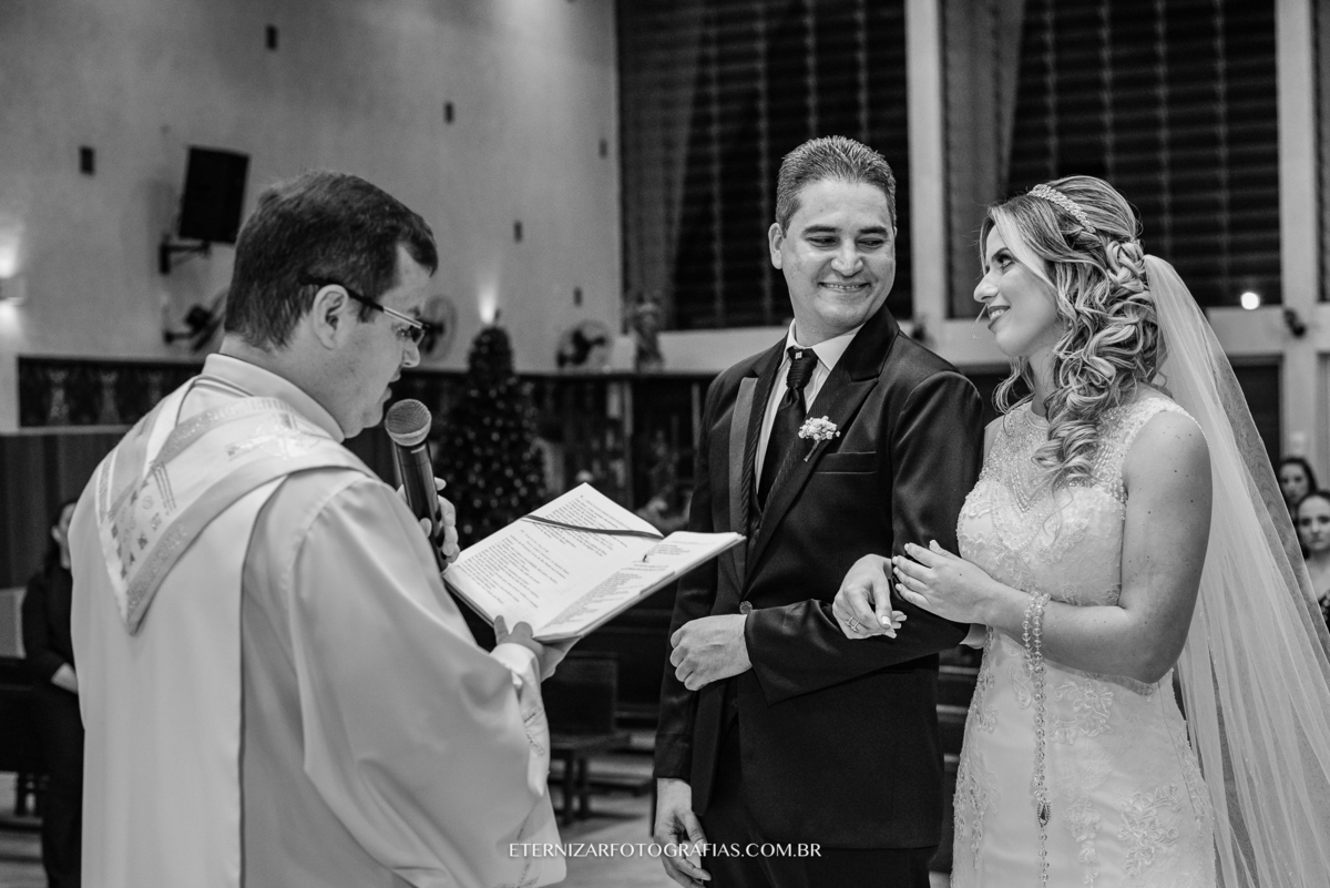 OLHAR ENTRE OS NOIVOS
FOTOGRAFO DE CASAMENTO BAURU-SP
NOIVA 
FOTOGRAFIA DE CASAMENTO BAURU-SP
VESTIDO DA NOIVA
MAKE NOIVA