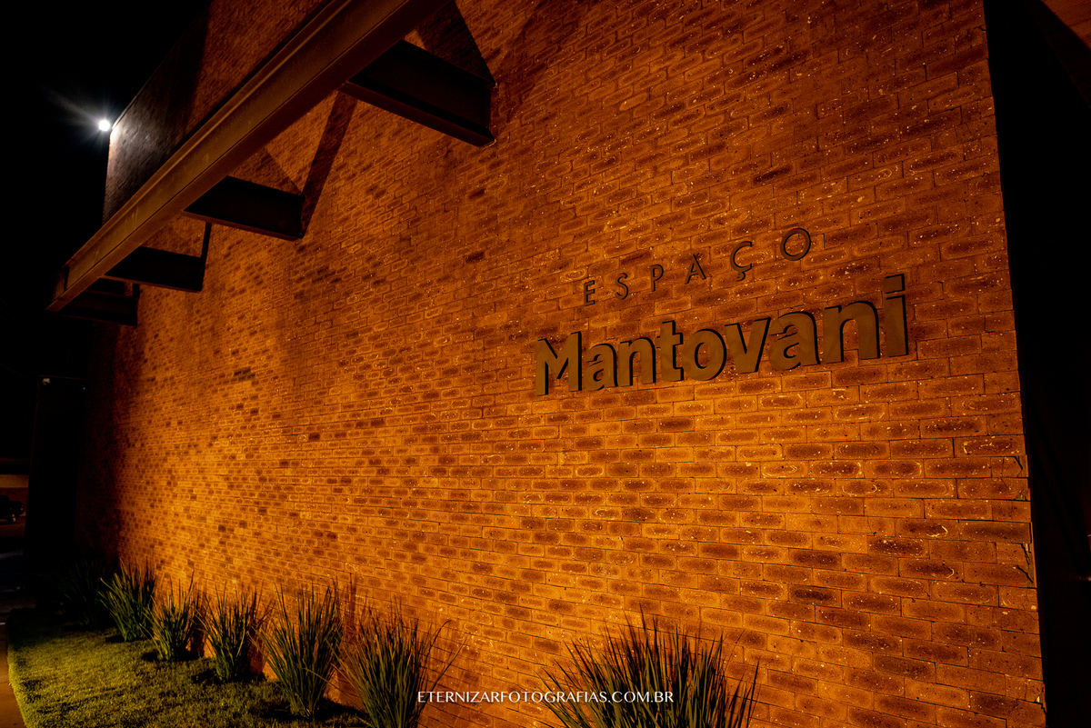 BUFFET MANTOVANI 
FOTOGRAFO DE CASAMENTO BAURU-SP
NOIVA 
FOTOGRAFIA DE CASAMENTO BAURU-SP
VESTIDO DA NOIVA
MAKE NOIVA