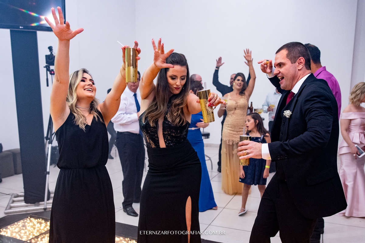 DJ CASAMENTO
FOTOGRAFO DE CASAMENTO BAURU-SP
NOIVA 
FOTOGRAFIA DE CASAMENTO BAURU-SP
VESTIDO DA NOIVA
MAKE NOIVA