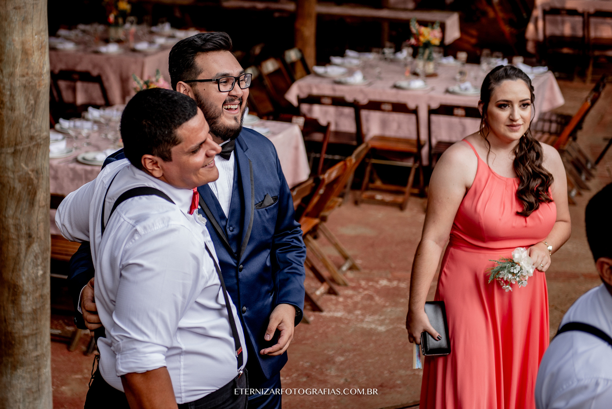 CASAMENTO NO CAMPO
FOTOGRAFIA DE CASAMENTO BAURU-SP
FOTOGRAFO DE CASAMENTO EM BAURU-SP
NOIVA 
CERIMONIA DE CASAMENTO 
CASAMENTO NO VILA DE SÃO FRANCISCO 