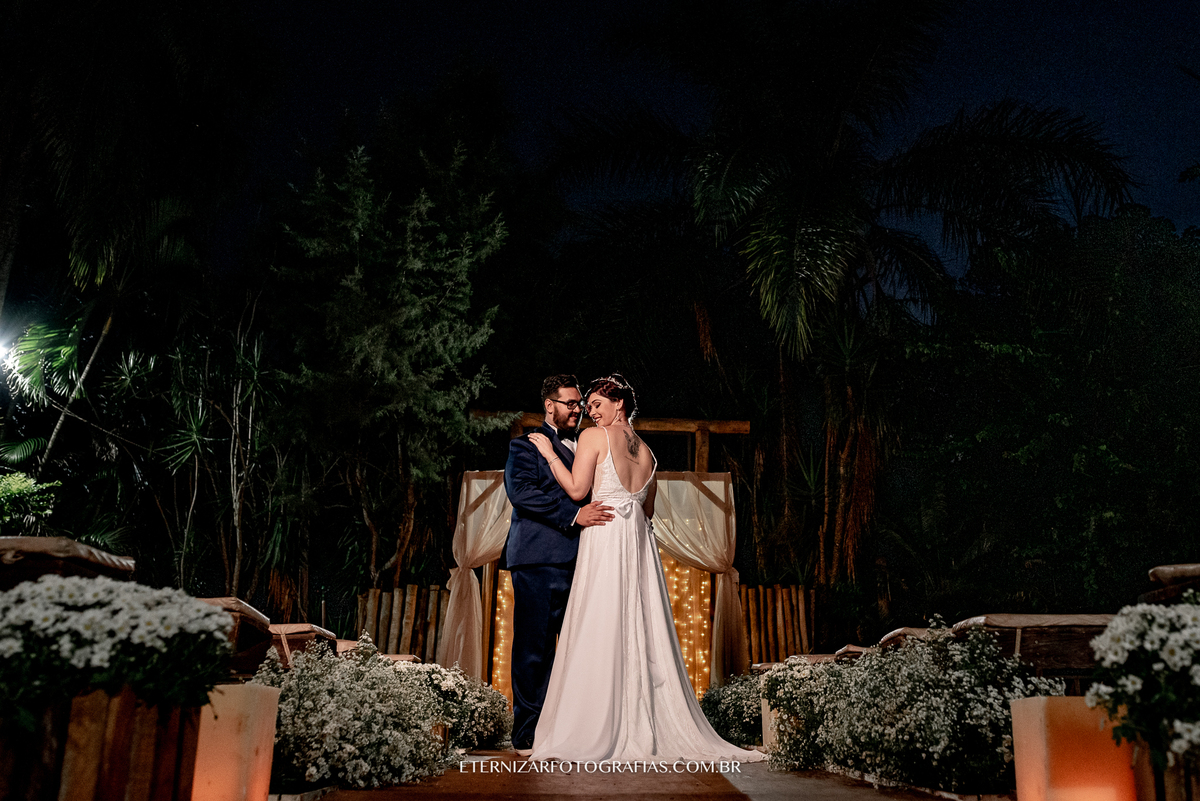 CASAMENTO NO CAMPO
FOTOGRAFIA DE CASAMENTO BAURU-SP
FOTOGRAFO DE CASAMENTO EM BAURU-SP
NOIVA 
CERIMONIA DE CASAMENTO 
CASAMENTO NO VILA DE SÃO FRANCISCO 