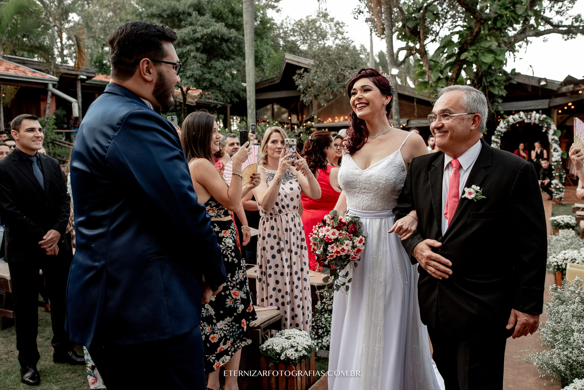 CASAMENTO NO CAMPO
FOTOGRAFIA DE CASAMENTO BAURU-SP
FOTOGRAFO DE CASAMENTO EM BAURU-SP
NOIVA 
CERIMONIA DE CASAMENTO 
CASAMENTO NO VILA DE SÃO FRANCISCO 