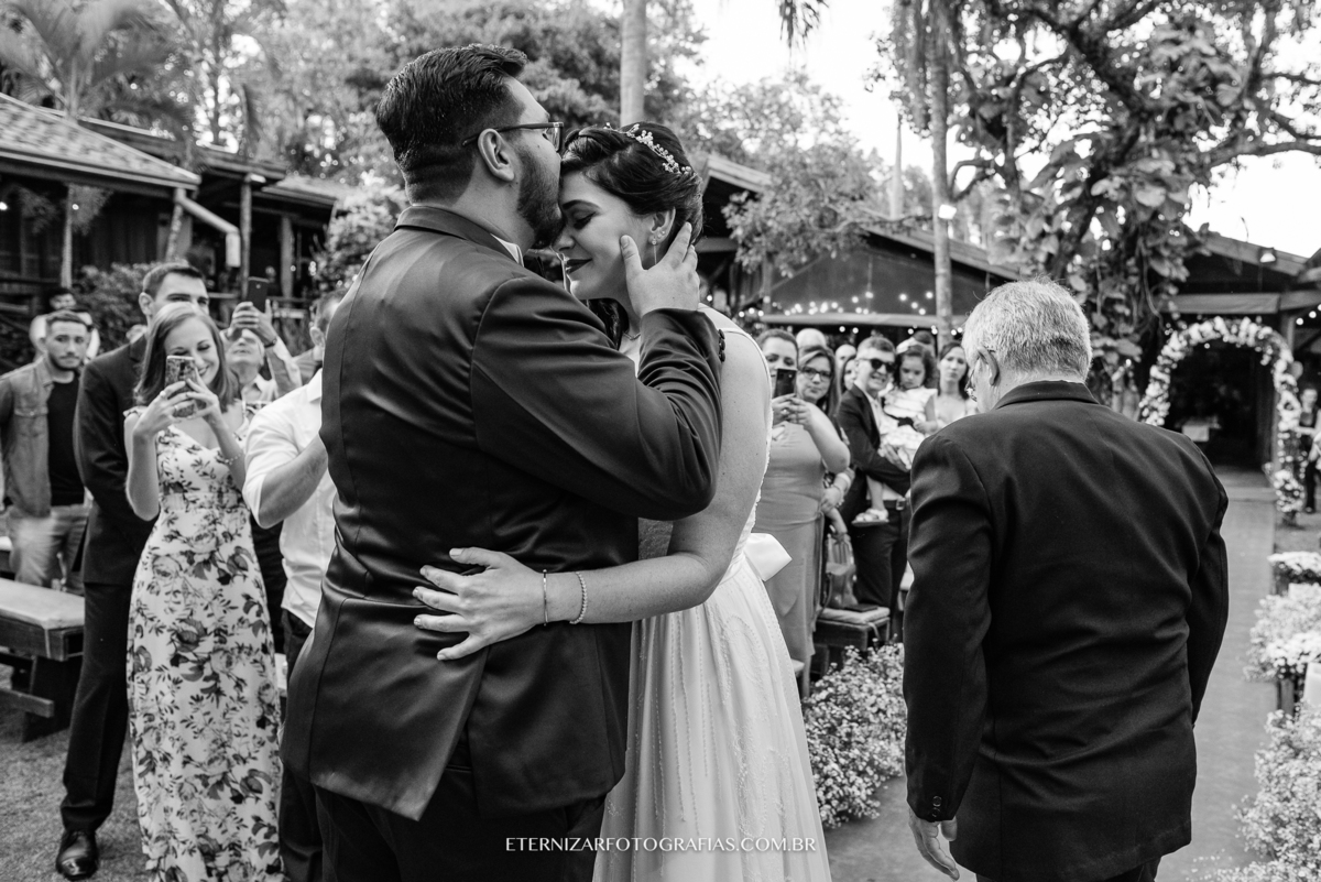 CASAMENTO NO CAMPO
FOTOGRAFIA DE CASAMENTO BAURU-SP
FOTOGRAFO DE CASAMENTO EM BAURU-SP
NOIVA 
CERIMONIA DE CASAMENTO 
CASAMENTO NO VILA DE SÃO FRANCISCO 