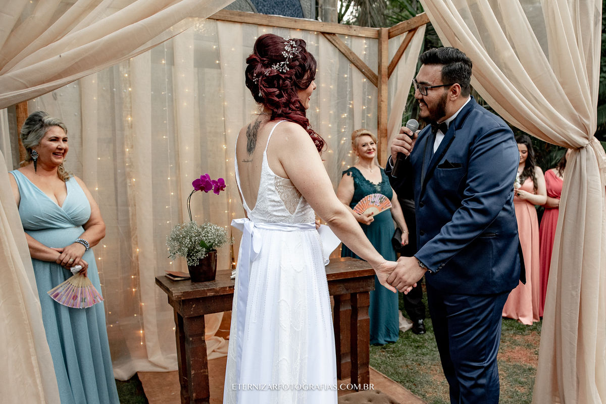 CASAMENTO NO CAMPO
FOTOGRAFIA DE CASAMENTO BAURU-SP
FOTOGRAFO DE CASAMENTO EM BAURU-SP
NOIVA 
CERIMONIA DE CASAMENTO 
CASAMENTO NO VILA DE SÃO FRANCISCO 