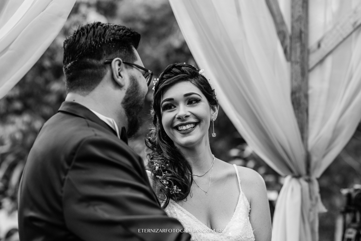 CASAMENTO NO CAMPO
FOTOGRAFIA DE CASAMENTO BAURU-SP
FOTOGRAFO DE CASAMENTO EM BAURU-SP
NOIVA 
CERIMONIA DE CASAMENTO 
CASAMENTO NO VILA DE SÃO FRANCISCO 
