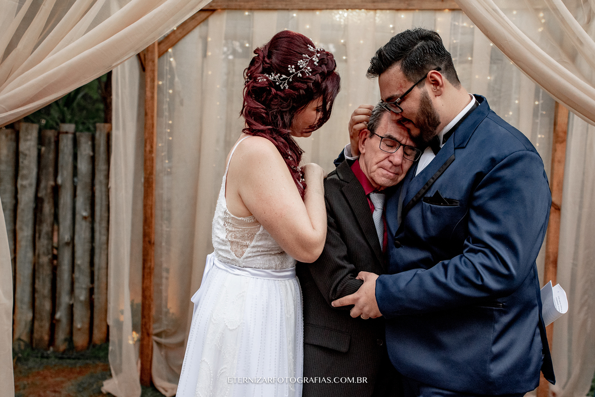 CASAMENTO NO CAMPO
FOTOGRAFIA DE CASAMENTO BAURU-SP
FOTOGRAFO DE CASAMENTO EM BAURU-SP
NOIVA 
CERIMONIA DE CASAMENTO 
CASAMENTO NO VILA DE SÃO FRANCISCO 