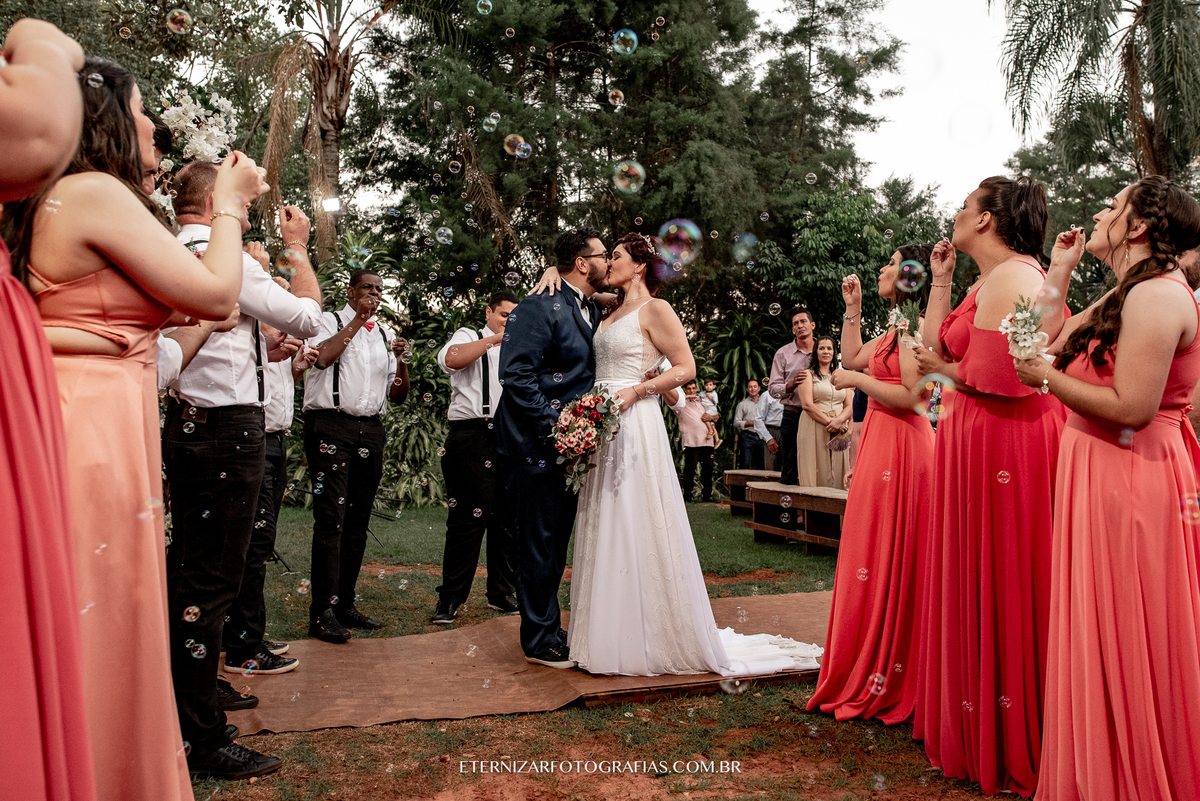 CASAMENTO NO CAMPO
FOTOGRAFIA DE CASAMENTO BAURU-SP
FOTOGRAFO DE CASAMENTO EM BAURU-SP
NOIVA 
CERIMONIA DE CASAMENTO 
CASAMENTO NO VILA DE SÃO FRANCISCO 