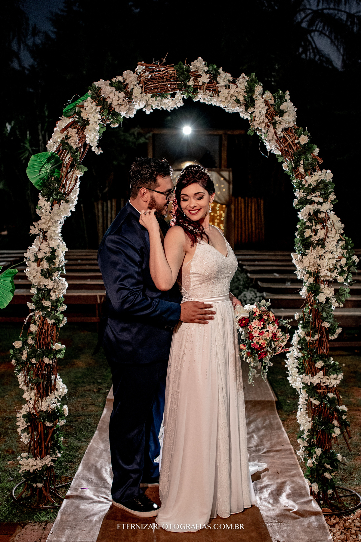 CASAMENTO NO CAMPO
FOTOGRAFIA DE CASAMENTO BAURU-SP
FOTOGRAFO DE CASAMENTO EM BAURU-SP
NOIVA 
CERIMONIA DE CASAMENTO 
CASAMENTO NO VILA DE SÃO FRANCISCO 