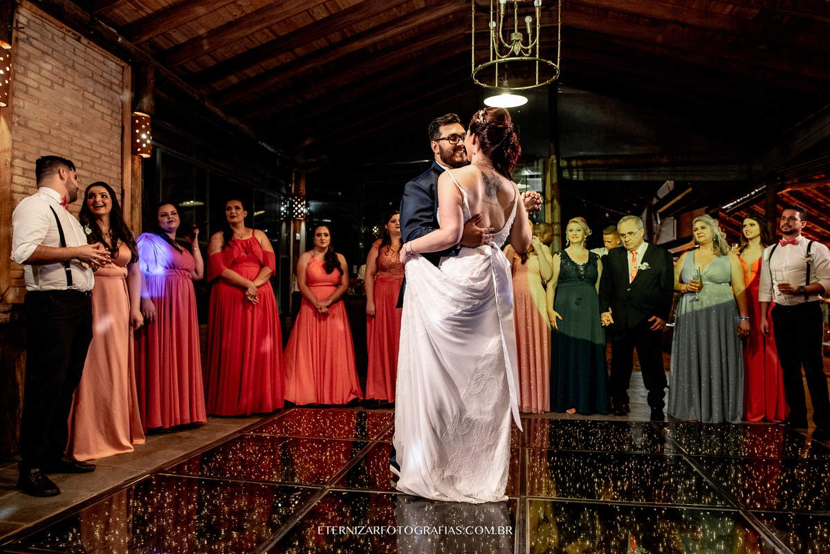 CASAMENTO NO CAMPO
FOTOGRAFIA DE CASAMENTO BAURU-SP
FOTOGRAFO DE CASAMENTO EM BAURU-SP
NOIVA 
CERIMONIA DE CASAMENTO 
CASAMENTO NO VILA DE SÃO FRANCISCO 