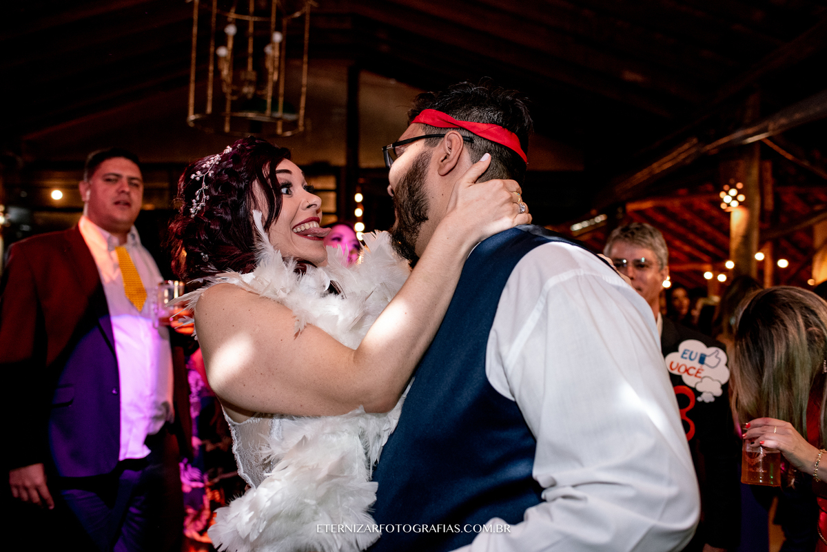 CASAMENTO NO CAMPO
FOTOGRAFIA DE CASAMENTO BAURU-SP
FOTOGRAFO DE CASAMENTO EM BAURU-SP
NOIVA 
CERIMONIA DE CASAMENTO 
CASAMENTO NO VILA DE SÃO FRANCISCO 