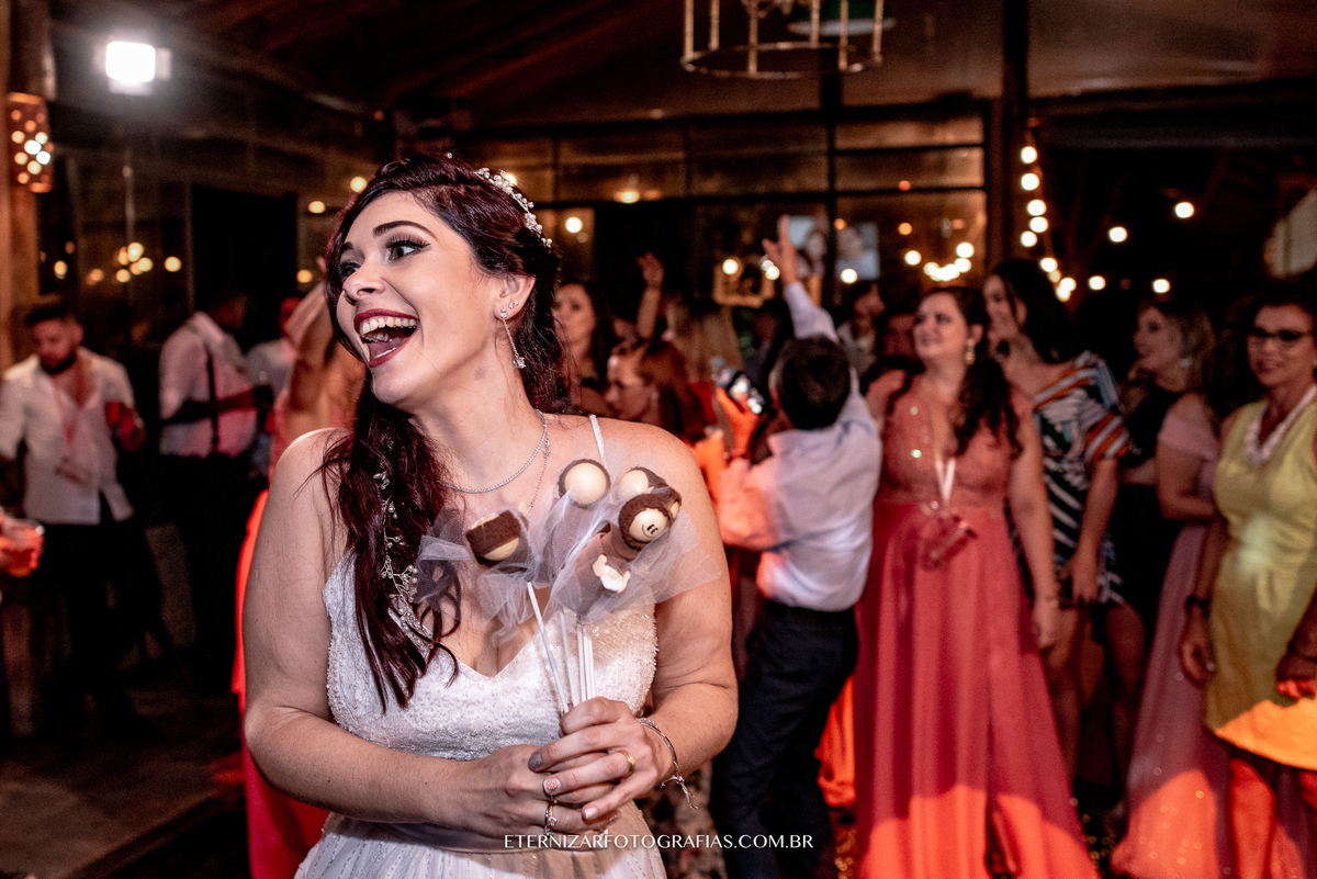 CASAMENTO NO CAMPO
FOTOGRAFIA DE CASAMENTO BAURU-SP
FOTOGRAFO DE CASAMENTO EM BAURU-SP
NOIVA 
CERIMONIA DE CASAMENTO 
CASAMENTO NO VILA DE SÃO FRANCISCO 