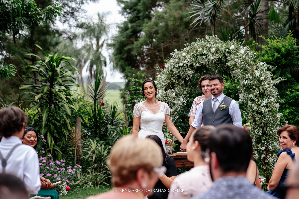 CASAMENTO NO CAMPO
FOTOGRAFIA DE CASAMENTO BAURU-SP
FOTOGRAFO DE CASAMENTO EM BAURU-SP
NOIVA 
CERIMONIA DE CASAMENTO 
CASAMENTO NO VILA DE SÃO FRANCISCO 