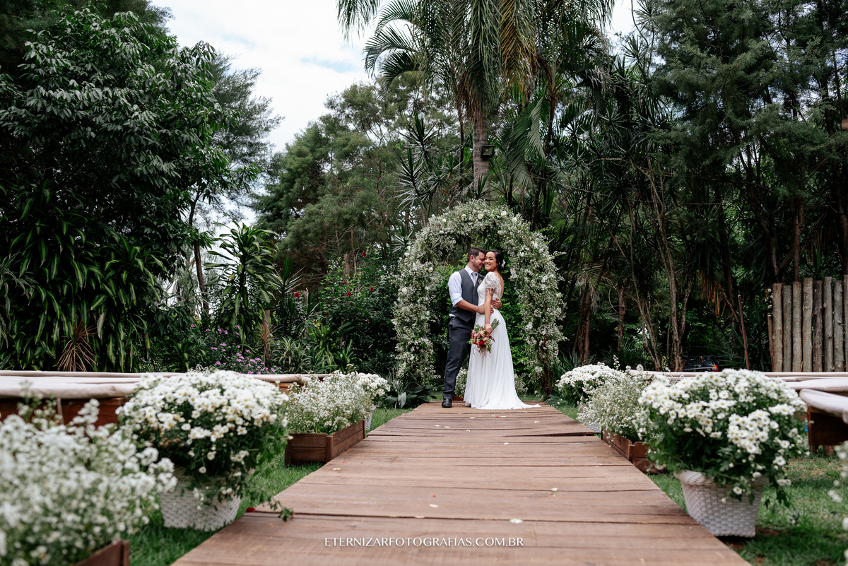 CASAMENTO NO CAMPO
FOTOGRAFIA DE CASAMENTO BAURU-SP
FOTOGRAFO DE CASAMENTO EM BAURU-SP
NOIVA 
CERIMONIA DE CASAMENTO 
CASAMENTO NO VILA DE SÃO FRANCISCO 