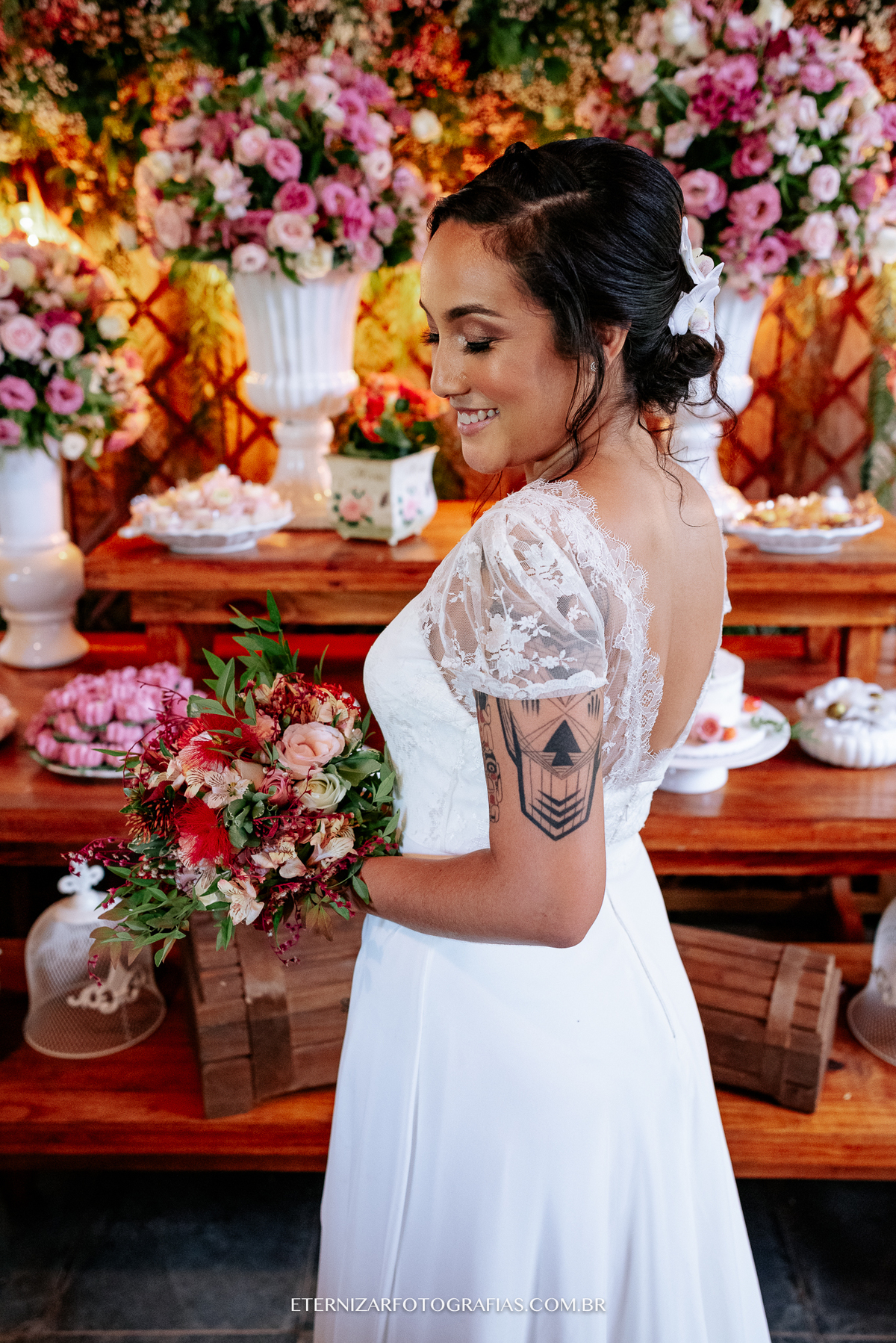 CASAMENTO NO CAMPO
FOTOGRAFIA DE CASAMENTO BAURU-SP
FOTOGRAFO DE CASAMENTO EM BAURU-SP
NOIVA 
CERIMONIA DE CASAMENTO 
CASAMENTO NO VILA DE SÃO FRANCISCO 