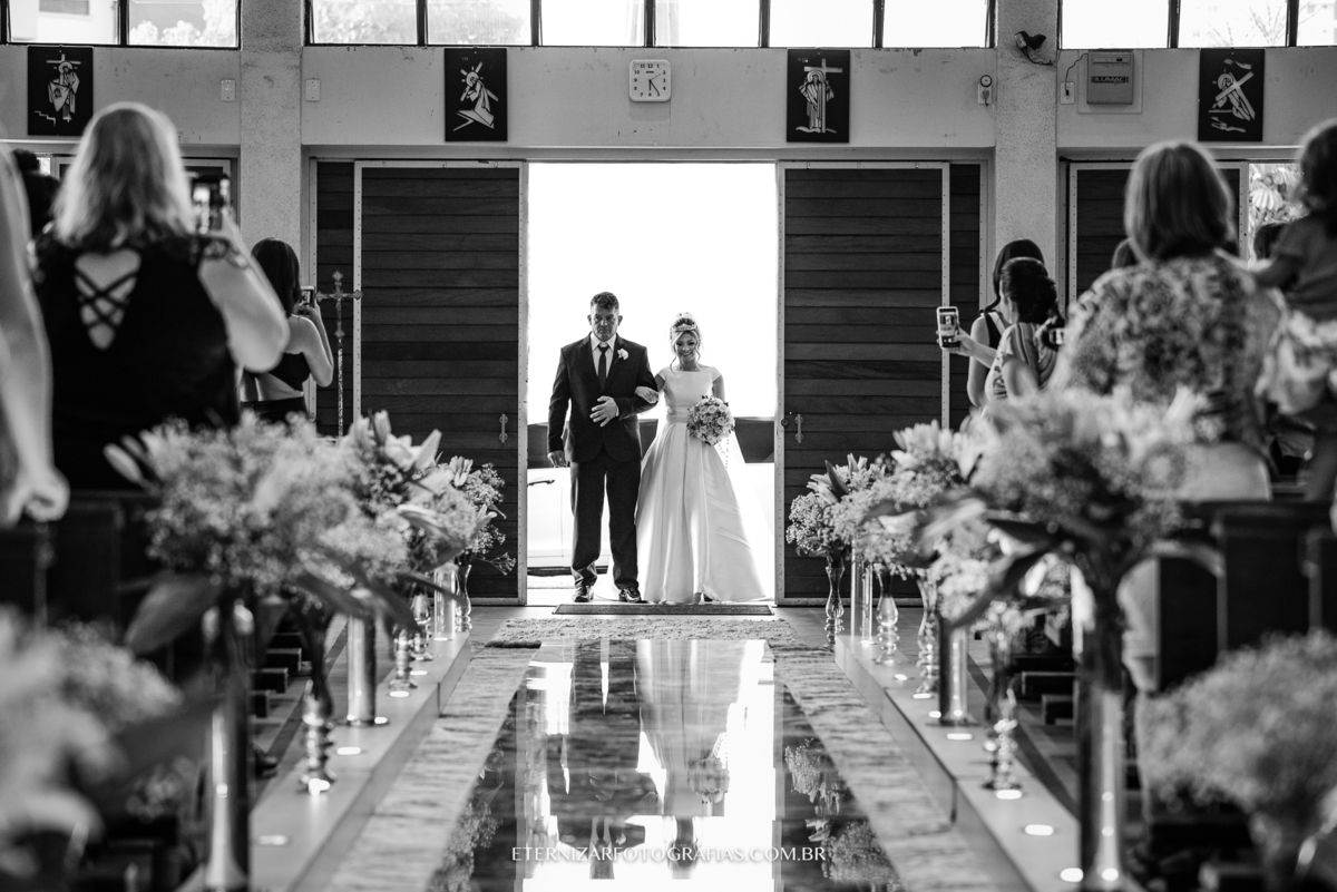 ENTRADA DA NOIVA 
FOTOGRAFO DE CASAMENTO BAURU-SP
NOIVA 
FOTOGRAFIA DE CASAMENTO BAURU-SP