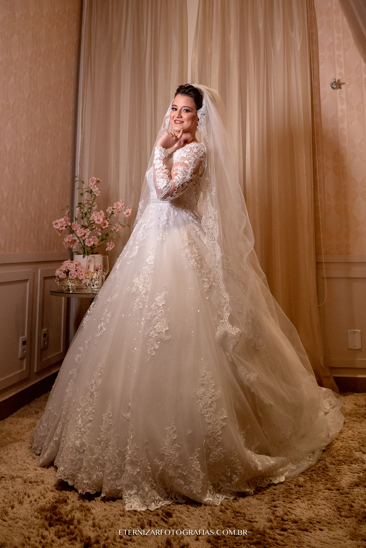 VESTIDO NOIVA 
FOTOGRAFO DE CASAMENTO BAURU-SP
NOIVA 
FOTOGRAFIA DE CASAMENTO BAURU-SP