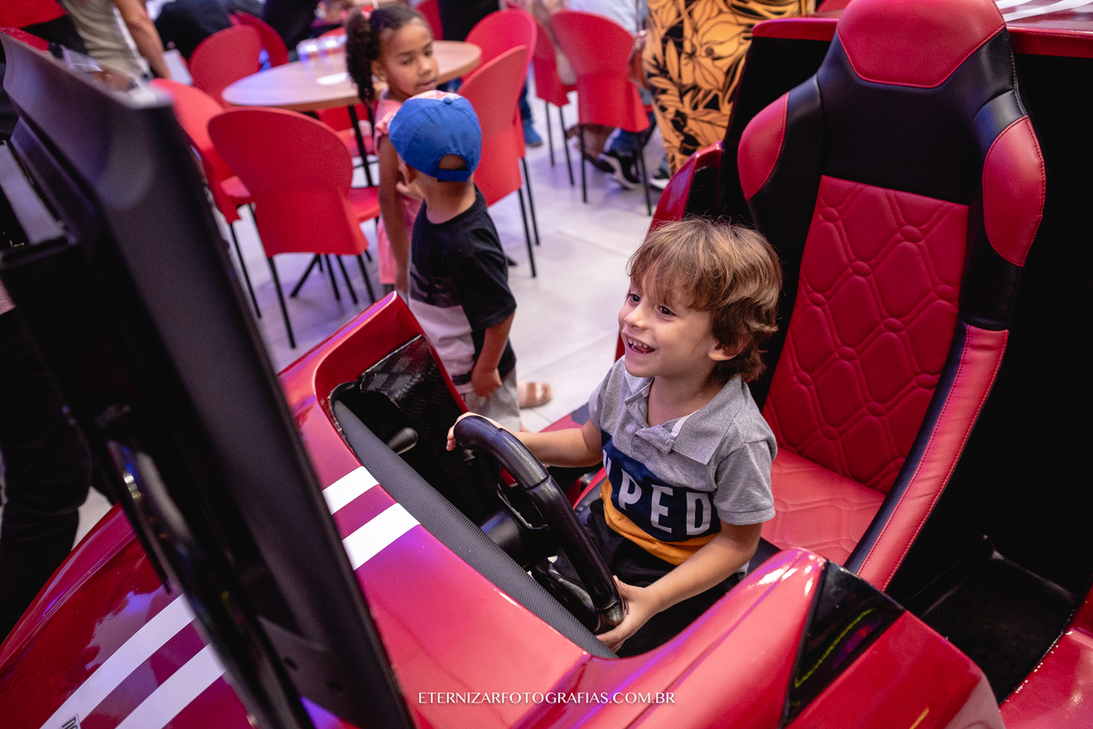 Aniversário Infantil
FESTA INFANTIL
FOTOGRAFO FESTA INFANTIL